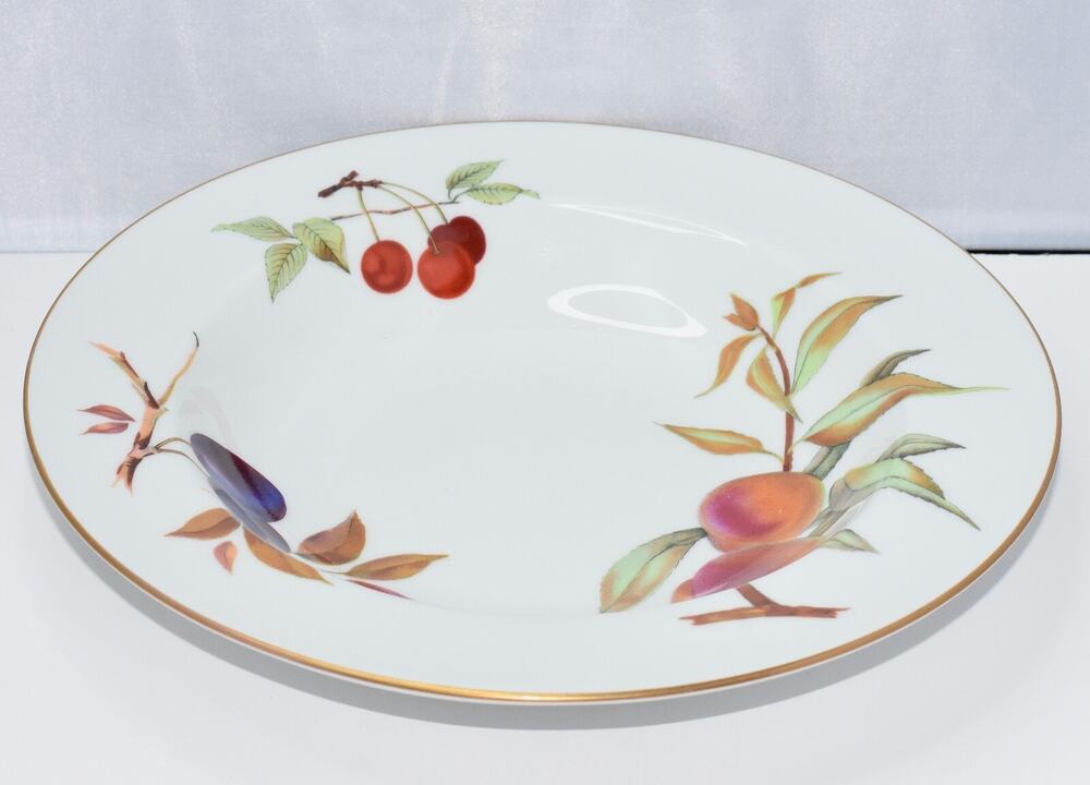 10.5" Porcelain Serving Bowl Cherries & Gold Trim Royal Worcester - Evesham NEW